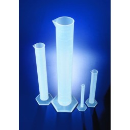 Eprouvette PP clair grad moulées