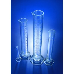 Eprouvette en PMP graduée...