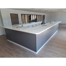 SALLE DEGUSTATION 7 POSTES